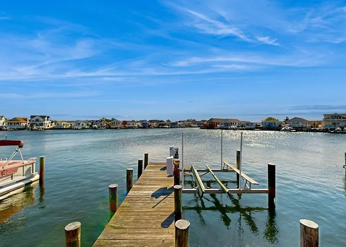 Oyster Lane Hideout *